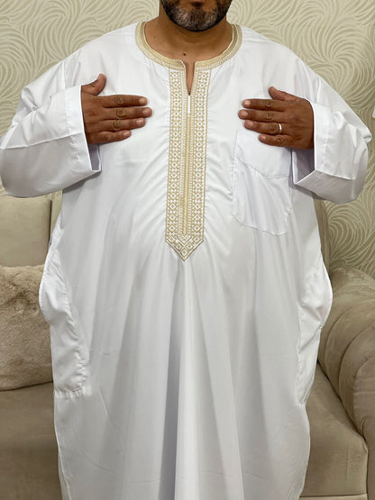Kamis brodé